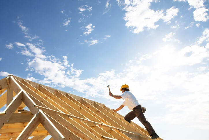 Benefits Of Hiring Insured Roofers